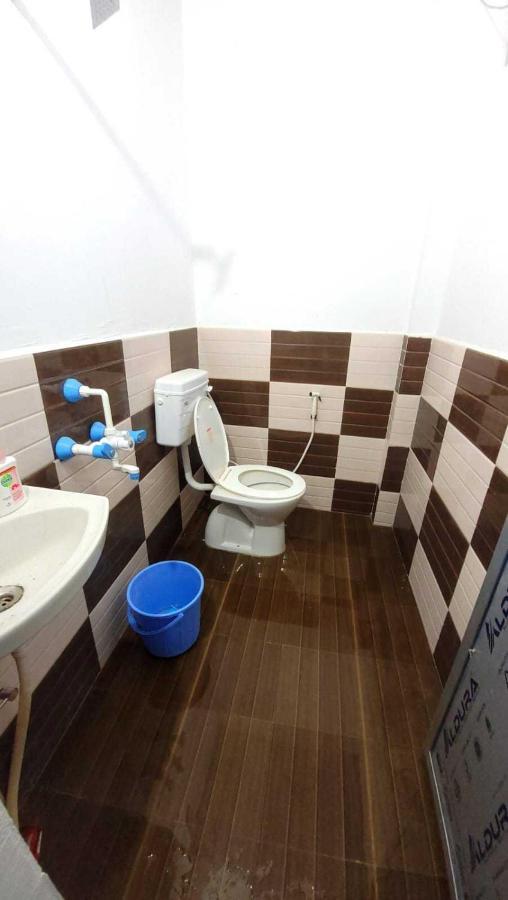 Oyo Pandey Ji Guesthouse Gorakhpur Esterno foto